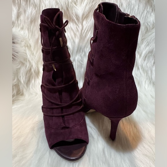 Sam Edelman Purple Heeled Boots with Ruched Detail - Picture 1 of 7